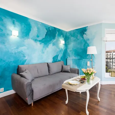 Malta Balcony And Parking By Renters Prestige 波兹南
