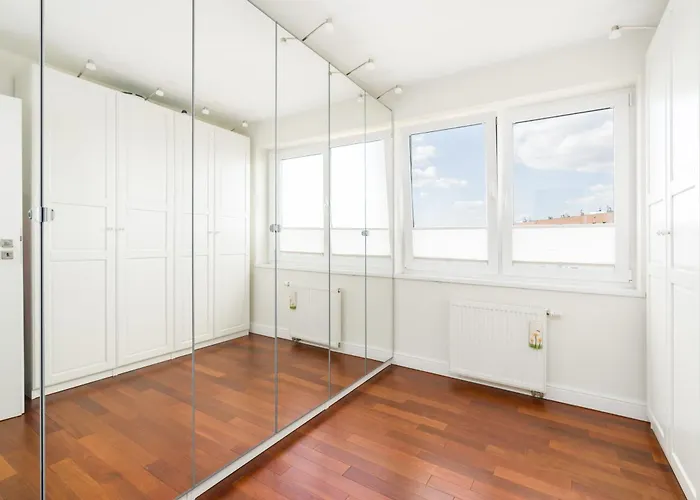 Malta Balcony And Parking By Renters Prestige Apartment *