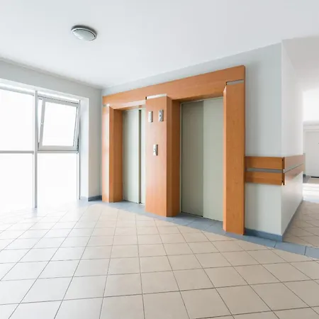 Malta Balcony And Parking By Renters Prestige 公寓