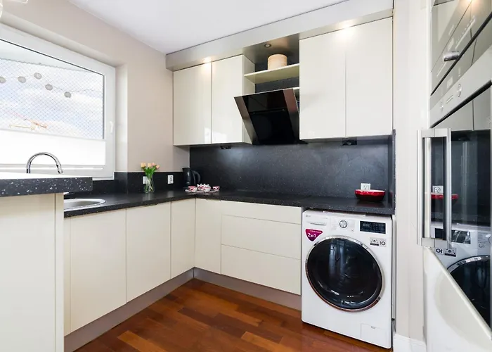 Malta Balcony And Parking By Renters Prestige Appartement