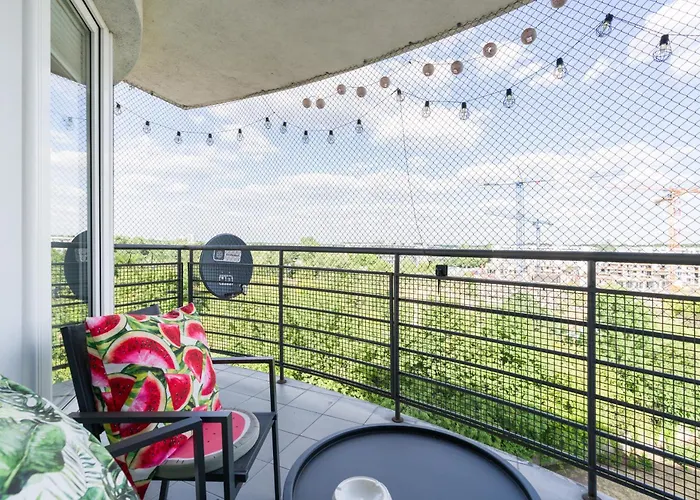 Malta Balcony And Parking By Renters Prestige Poznań